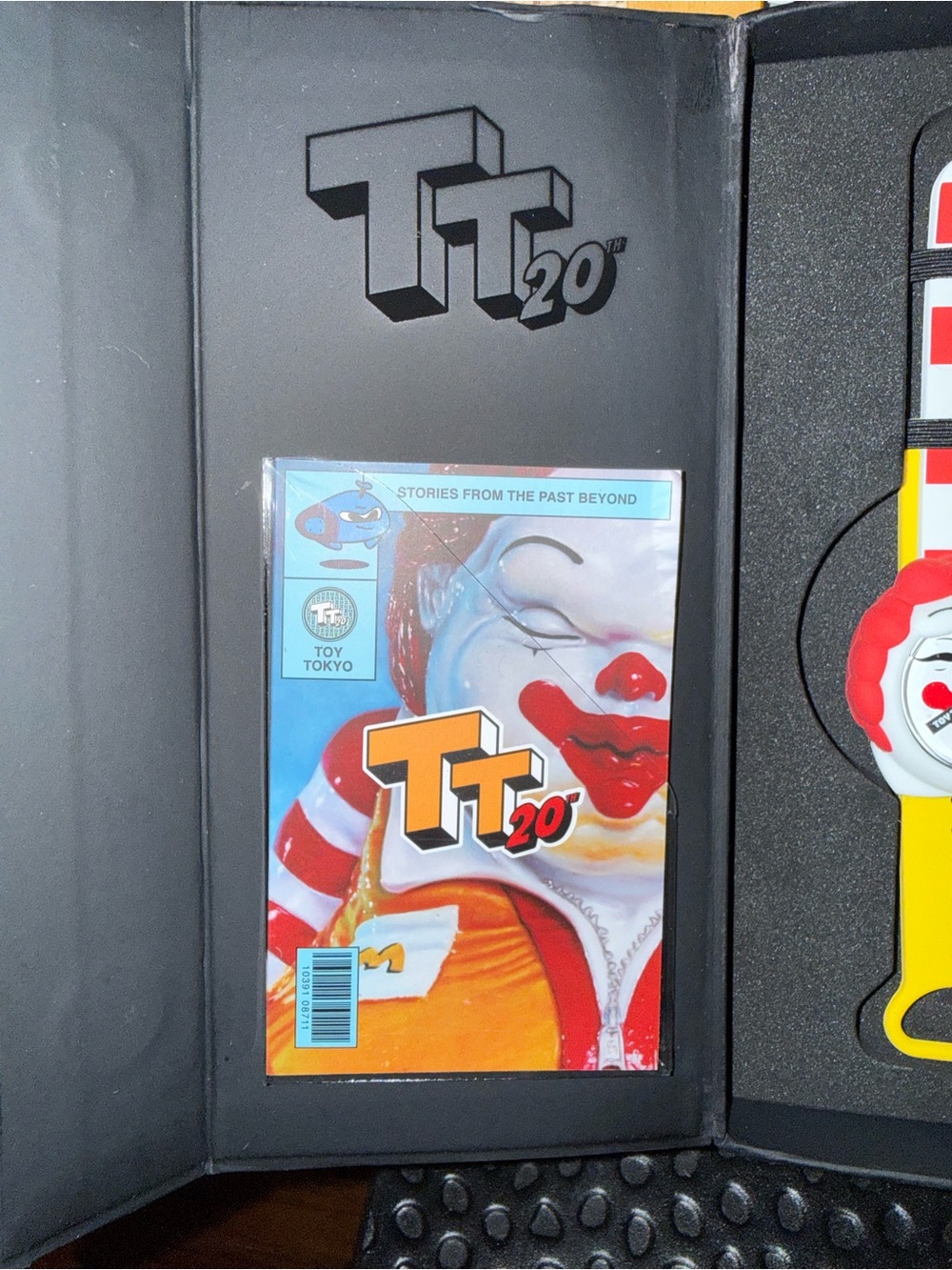 tokidoki Ron English "MC Supersized" - Picture 3 of 5